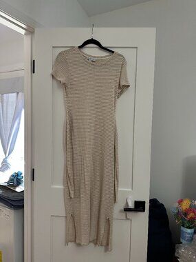 Amour Vert cream dress EUC